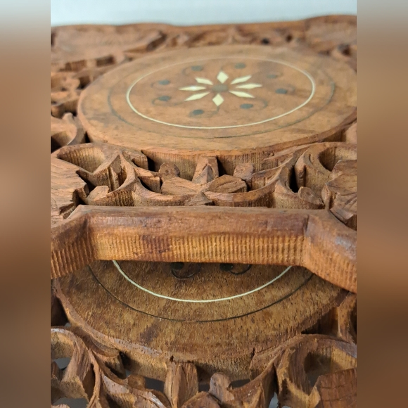 Vintage Footed Wooden Trivet Hot Plate hand  Carved Inlaid Made in India - Picture 4 of 11